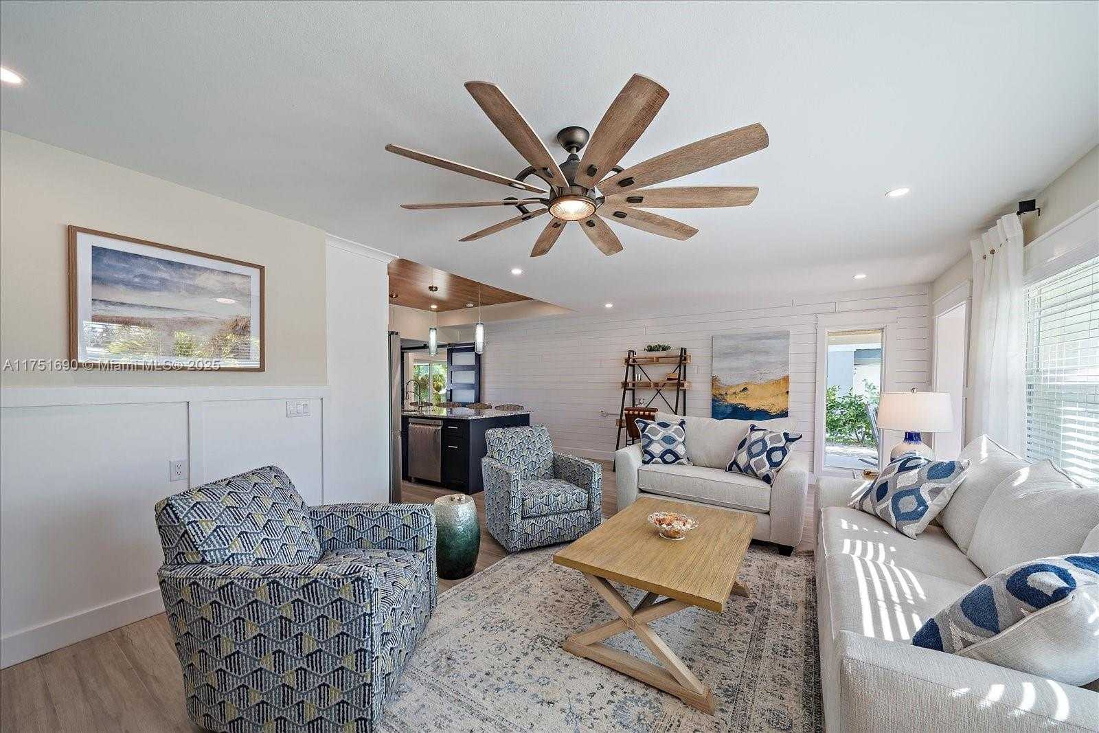 Small Image of 504 BAYVIEW DR, Other City - In The State Of Florida Number 8