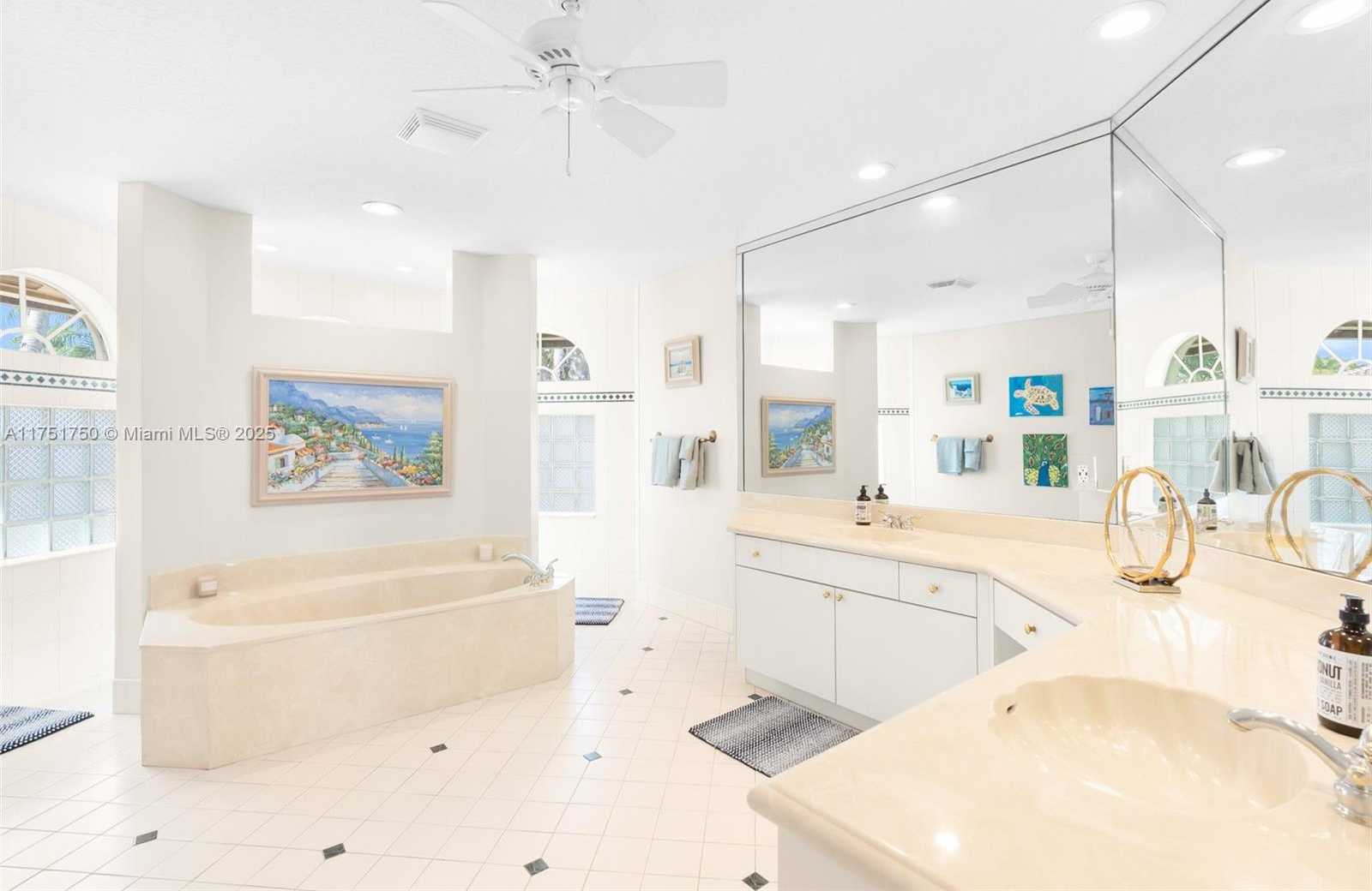 Small Image of 5135 KENSINGTON CIR, Coral Springs Number 10