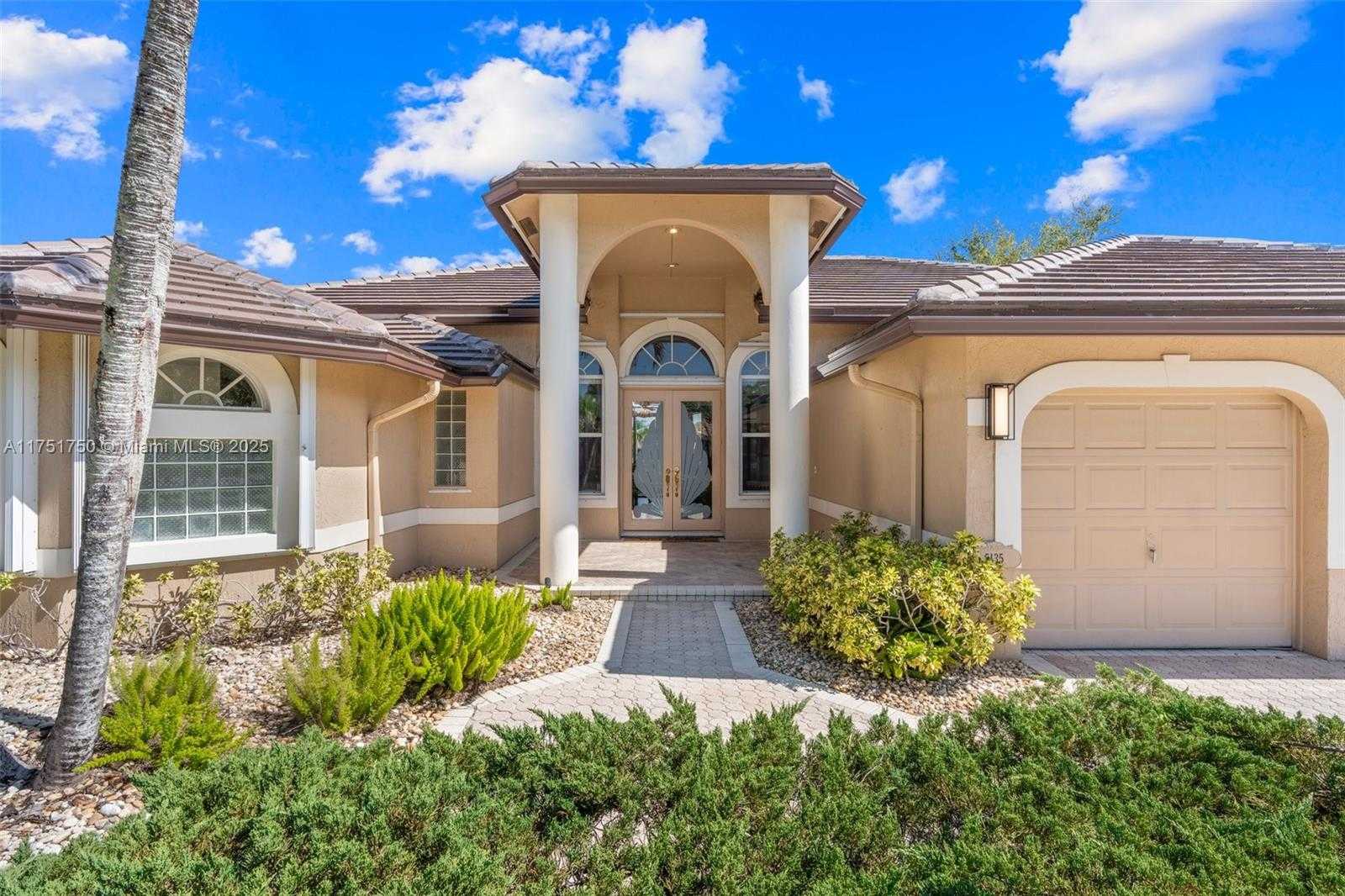 Small Image of 5135 KENSINGTON CIR, Coral Springs Number 16