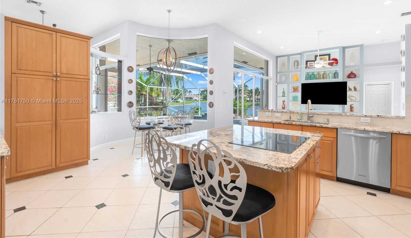Small Image of 5135 KENSINGTON CIR, Coral Springs Number 25