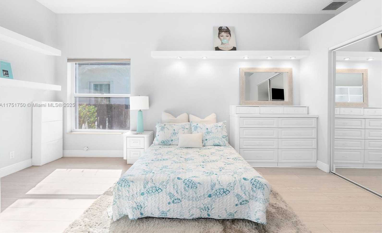 Small Image of 5135 KENSINGTON CIR, Coral Springs Number 36