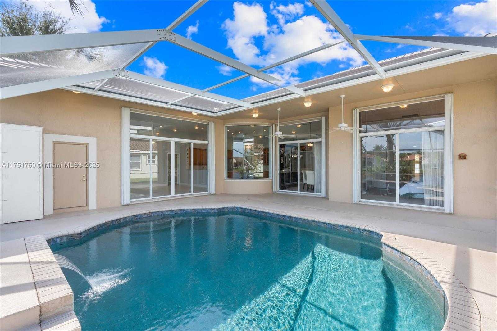 Small Image of 5135 KENSINGTON CIR, Coral Springs Number 48