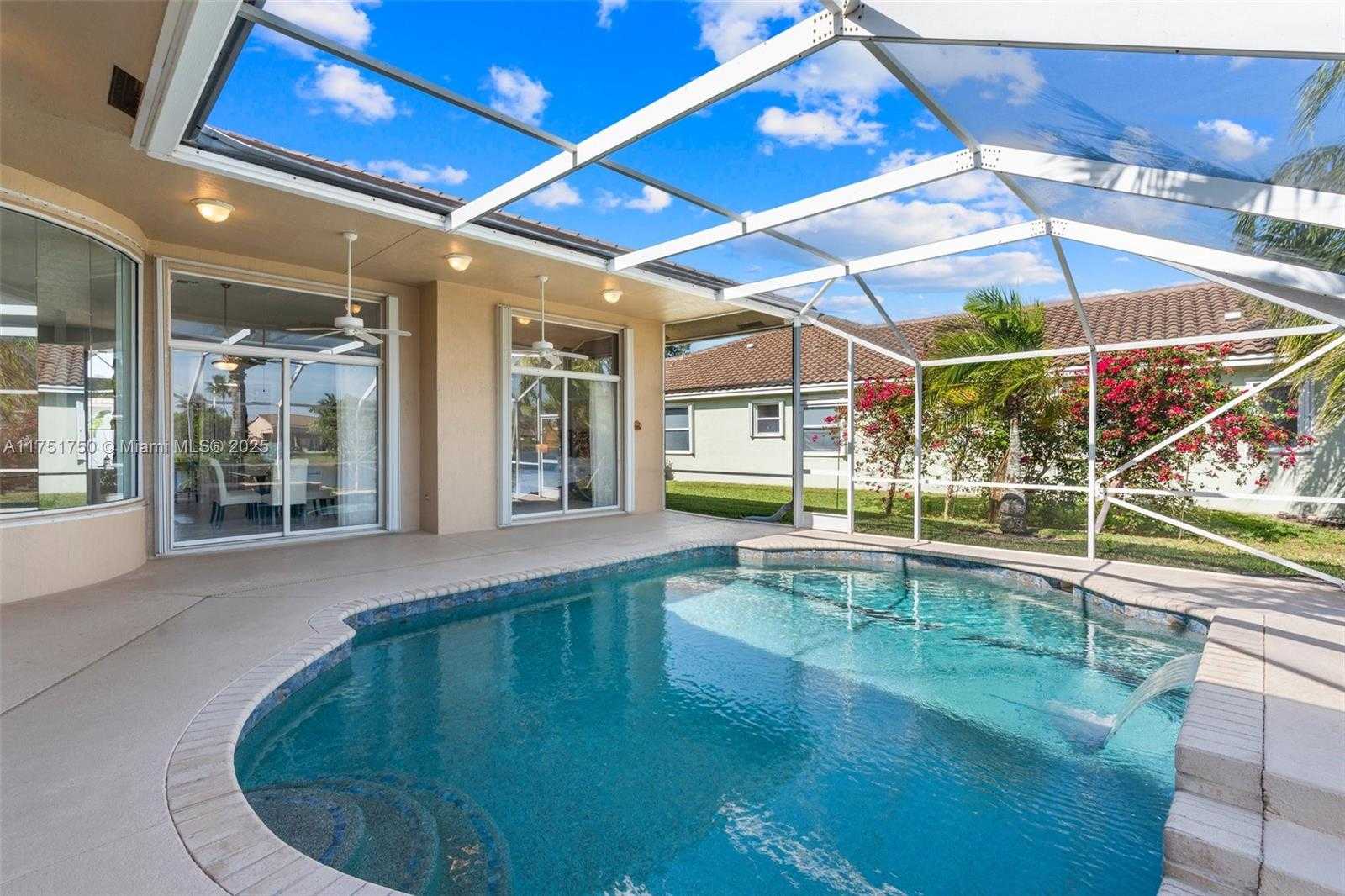 Small Image of 5135 KENSINGTON CIR, Coral Springs Number 49
