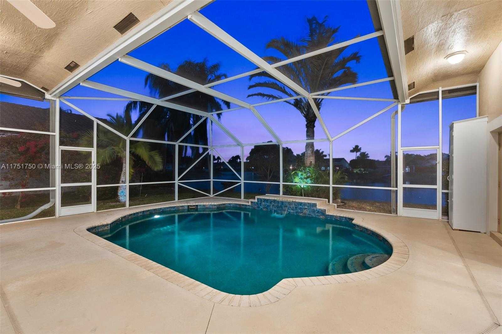 Small Image of 5135 KENSINGTON CIR, Coral Springs Number 61