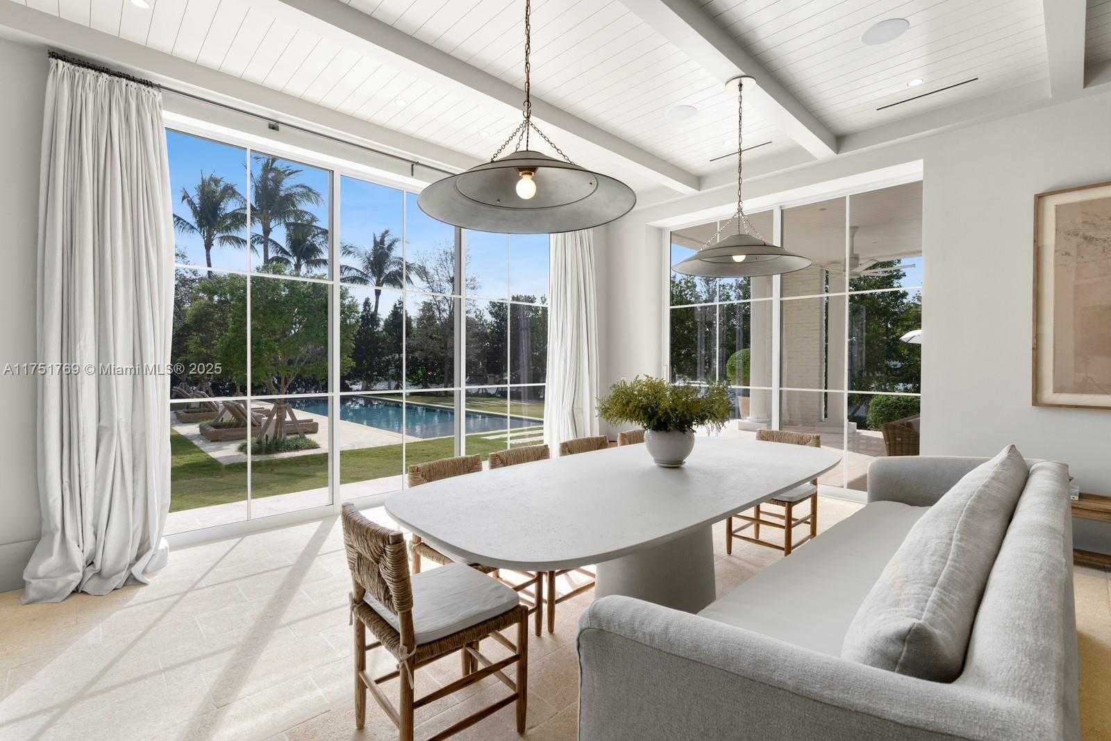 Small Image of 9330 GALLARDO ST, Coral Gables Number 12