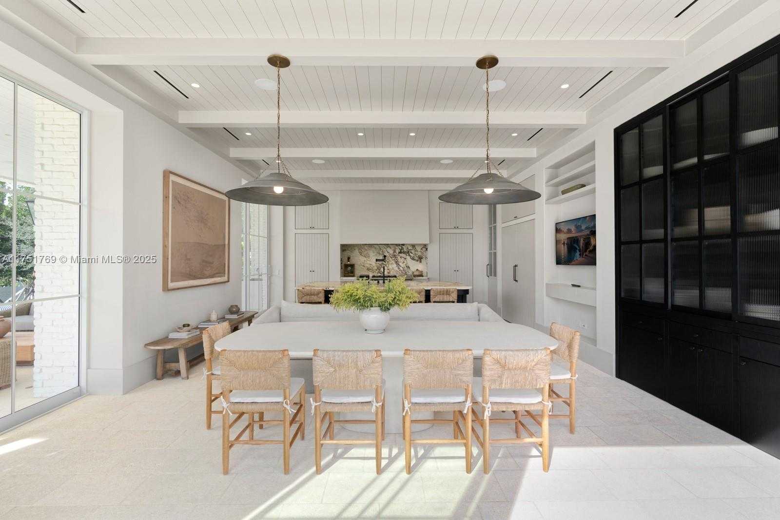Small Image of 9330 GALLARDO ST, Coral Gables Number 13
