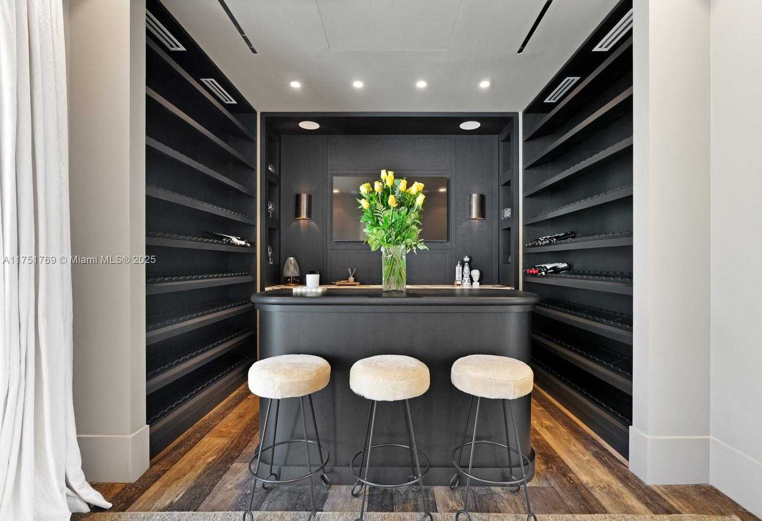 Small Image of 9330 GALLARDO ST, Coral Gables Number 18