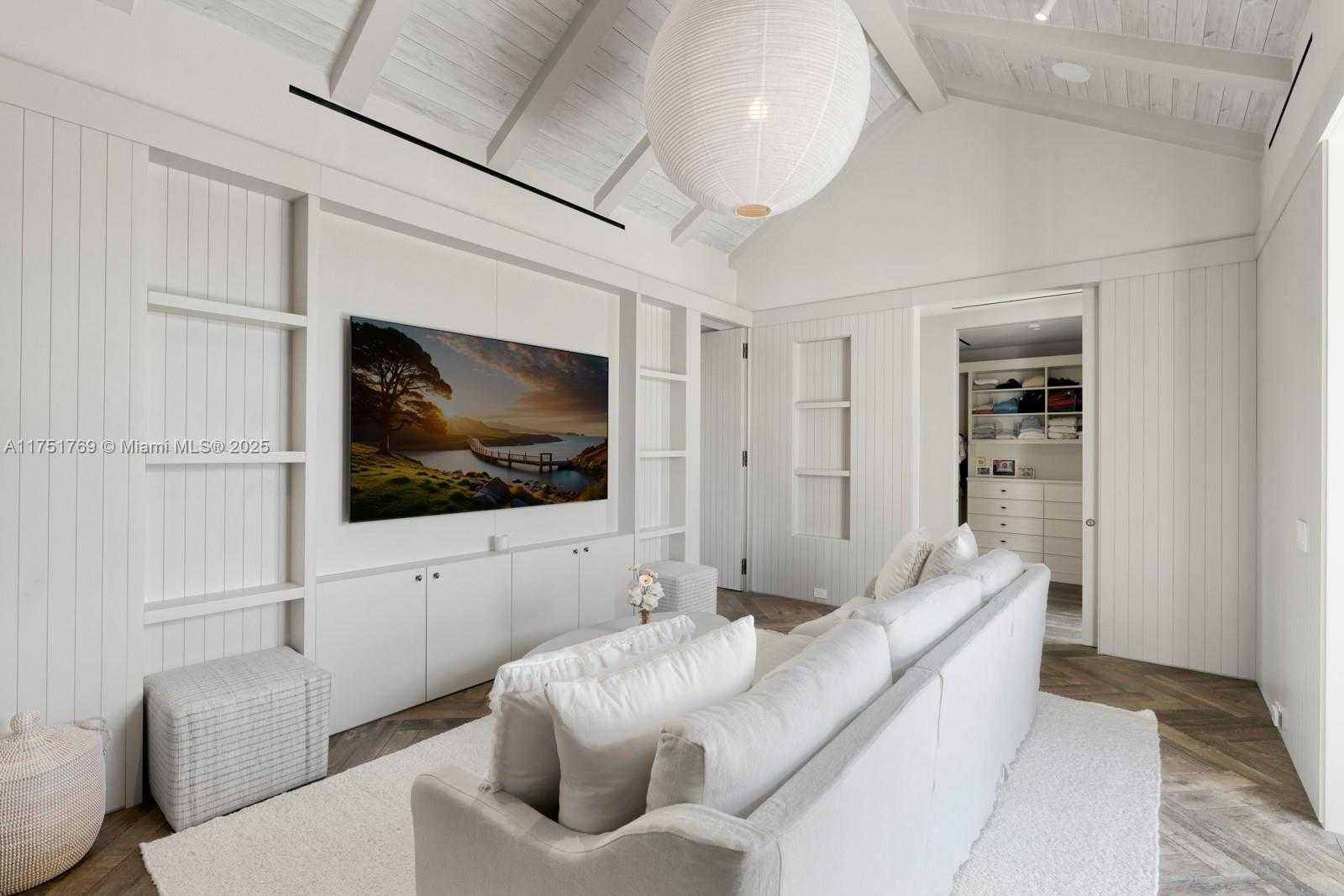Small Image of 9330 GALLARDO ST, Coral Gables Number 20