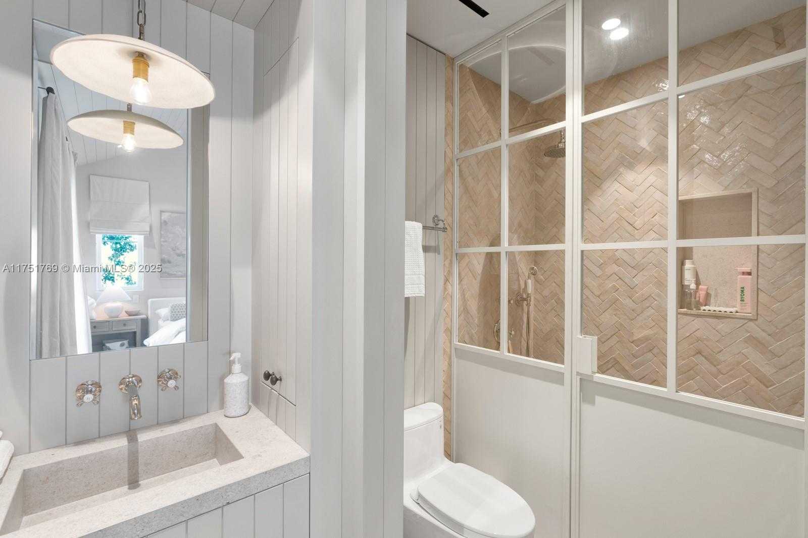 Small Image of 9330 GALLARDO ST, Coral Gables Number 22