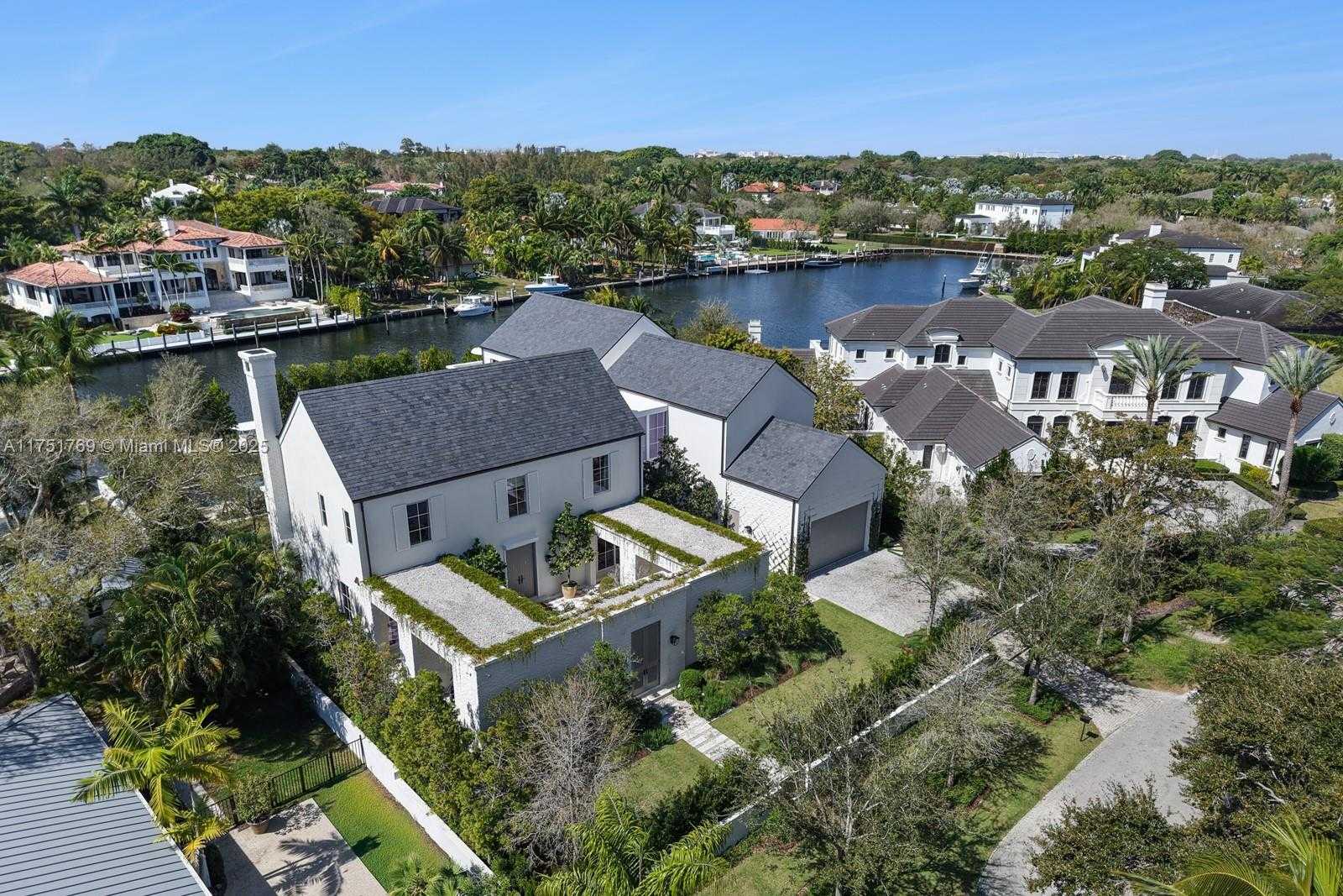 Small Image of 9330 GALLARDO ST, Coral Gables Number 35