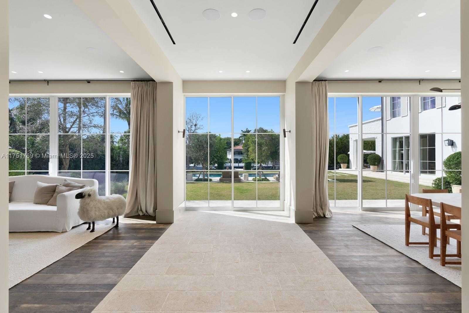 Small Image of 9330 GALLARDO ST, Coral Gables Number 7