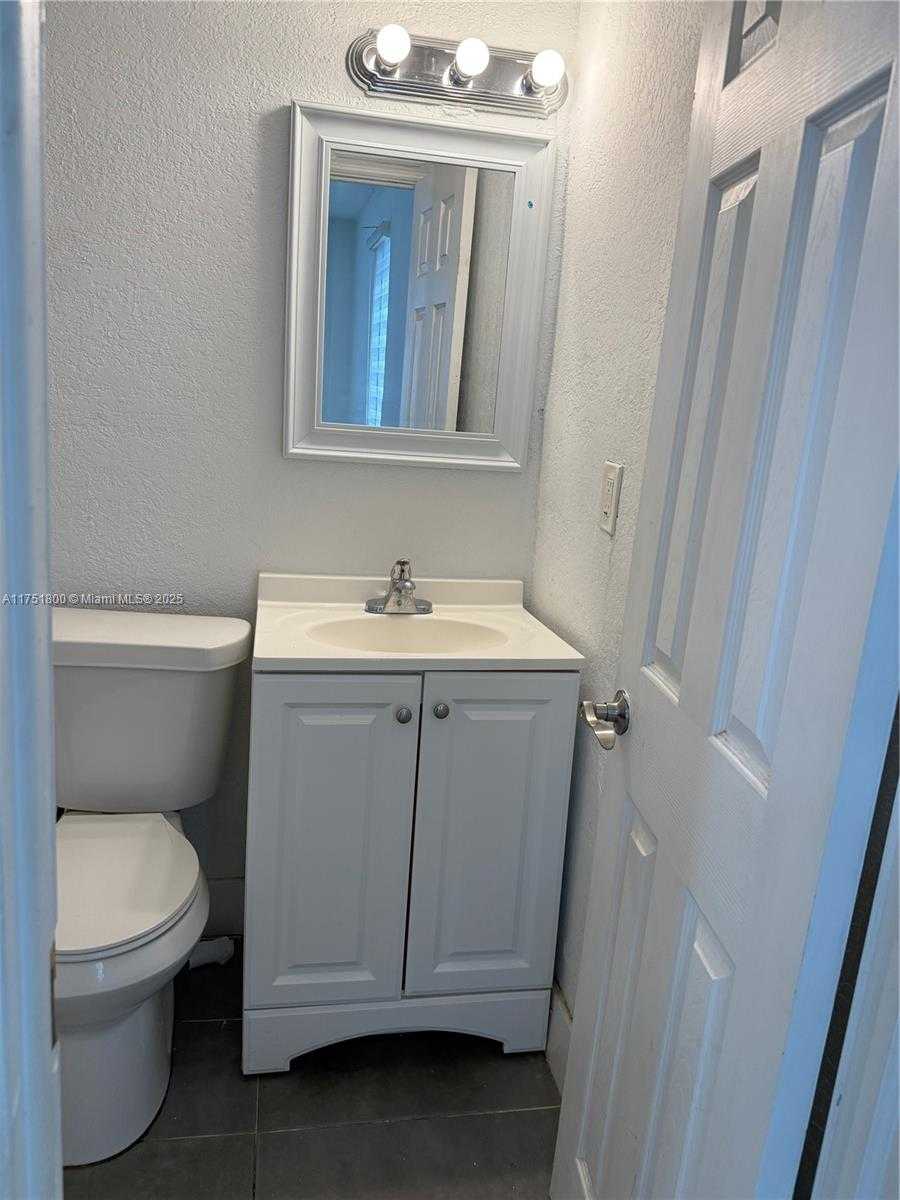 Small Image of 5531 NORTH WEST 24TH AVE, Miami Number 10