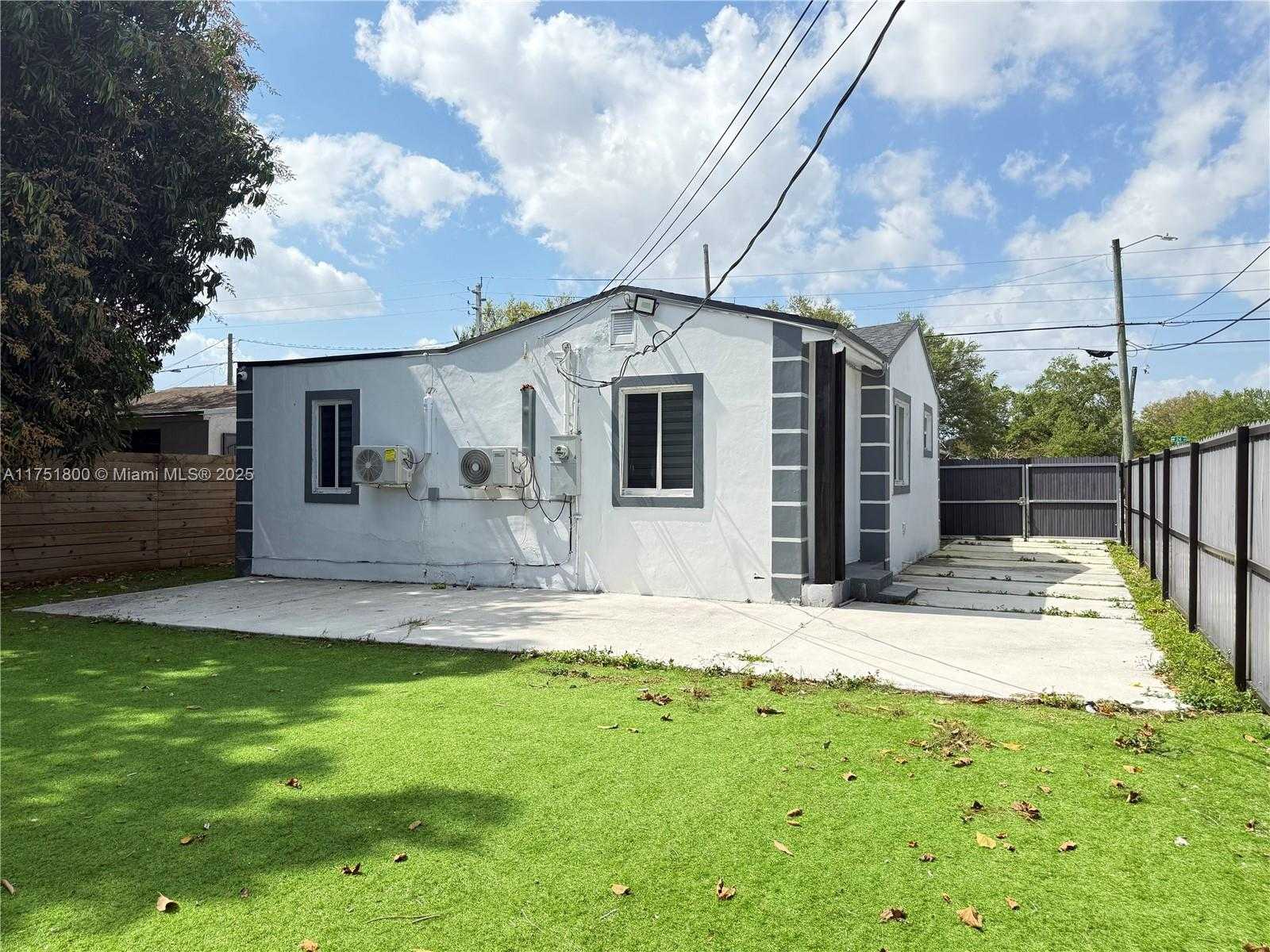 Small Image of 5531 NORTH WEST 24TH AVE, Miami Number 6