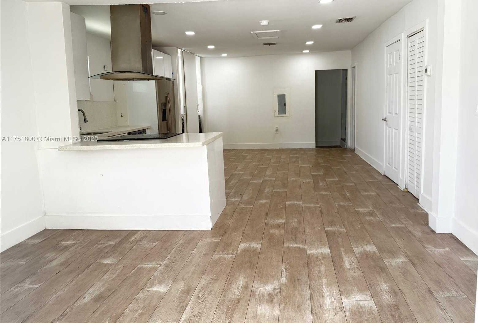 Small Image of 5531 NORTH WEST 24TH AVE, Miami Number 7