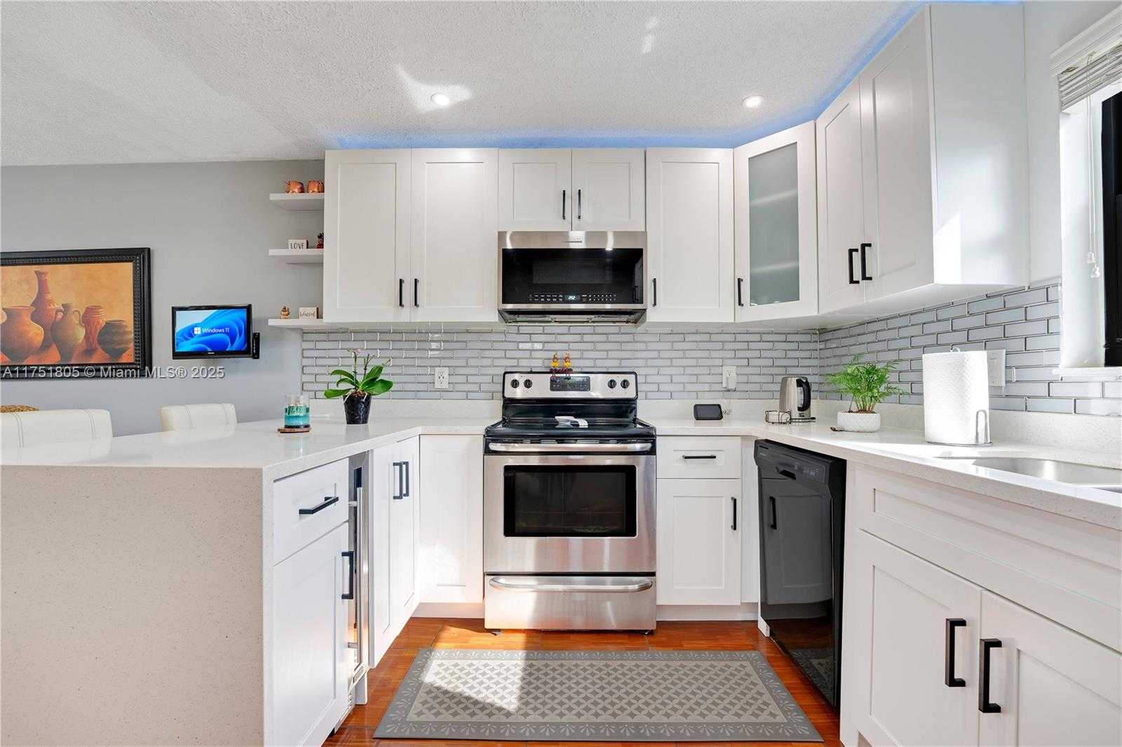 Small Image of 2596 NORTH WEST 99TH AVE, Coral Springs Number 11