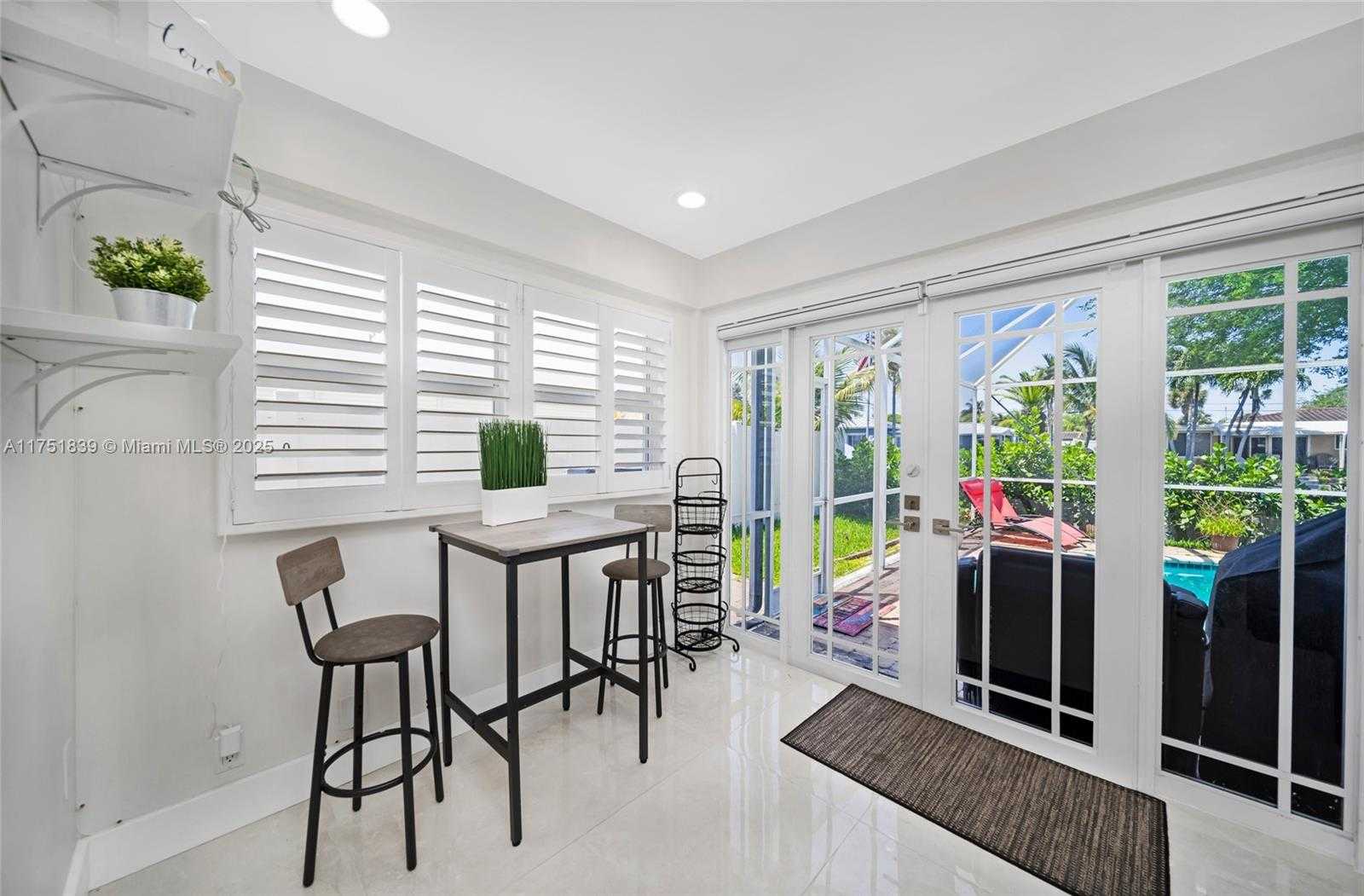 Small Image of 31 SOUTH EAST 12TH ST, Pompano Beach Number 19