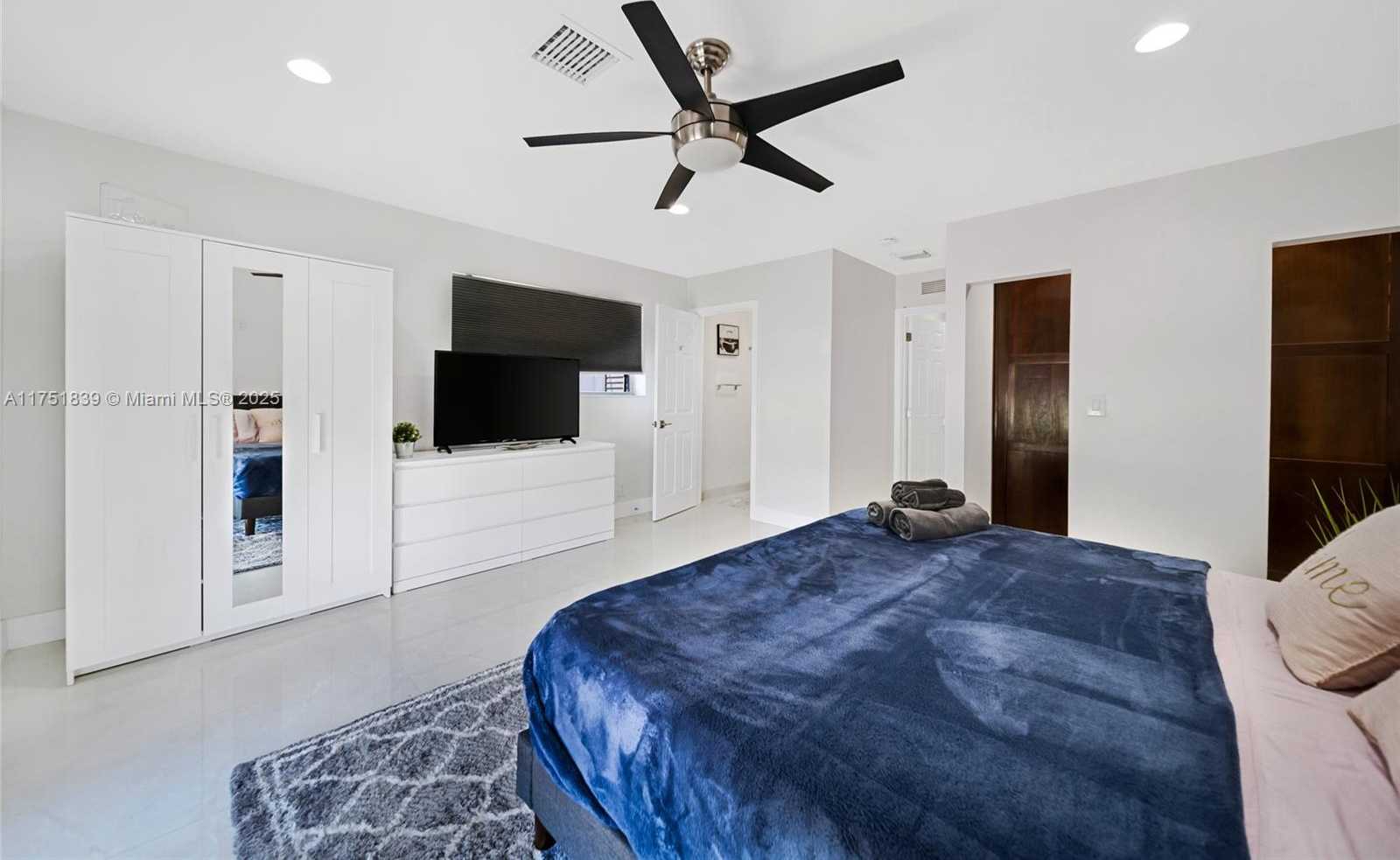 Small Image of 31 SOUTH EAST 12TH ST, Pompano Beach Number 34