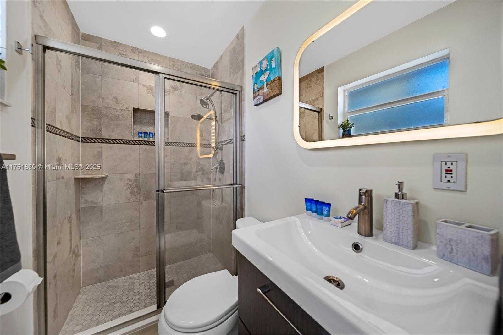 Small Image of 31 SOUTH EAST 12TH ST, Pompano Beach Number 37