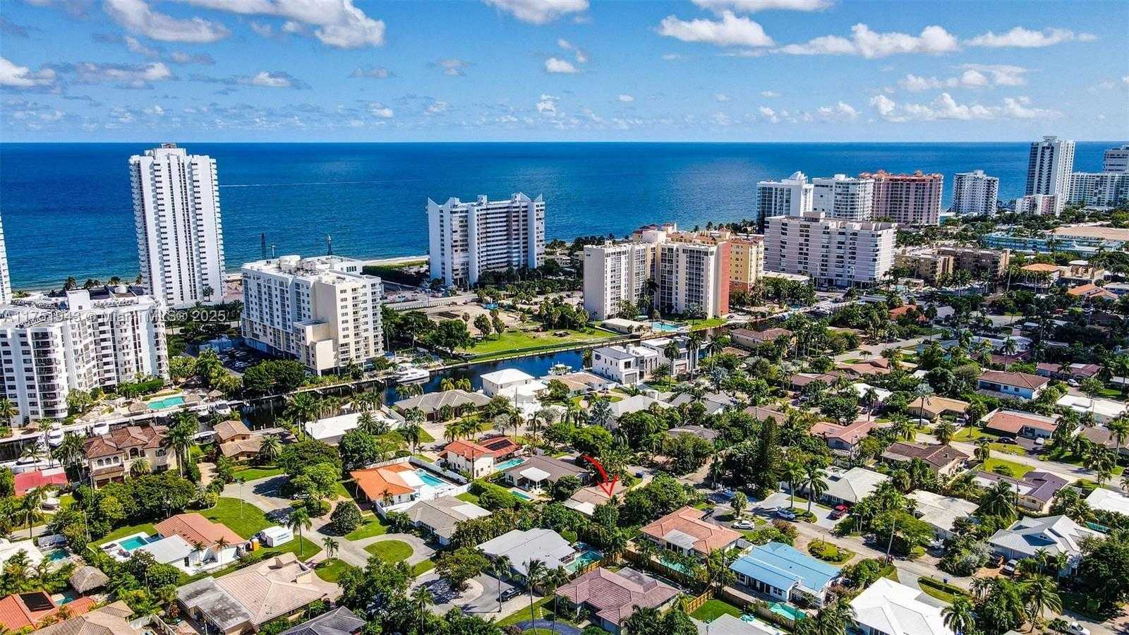 Small Image of 3261 OLEANDER WAY, Lauderdale By The Sea Number 16