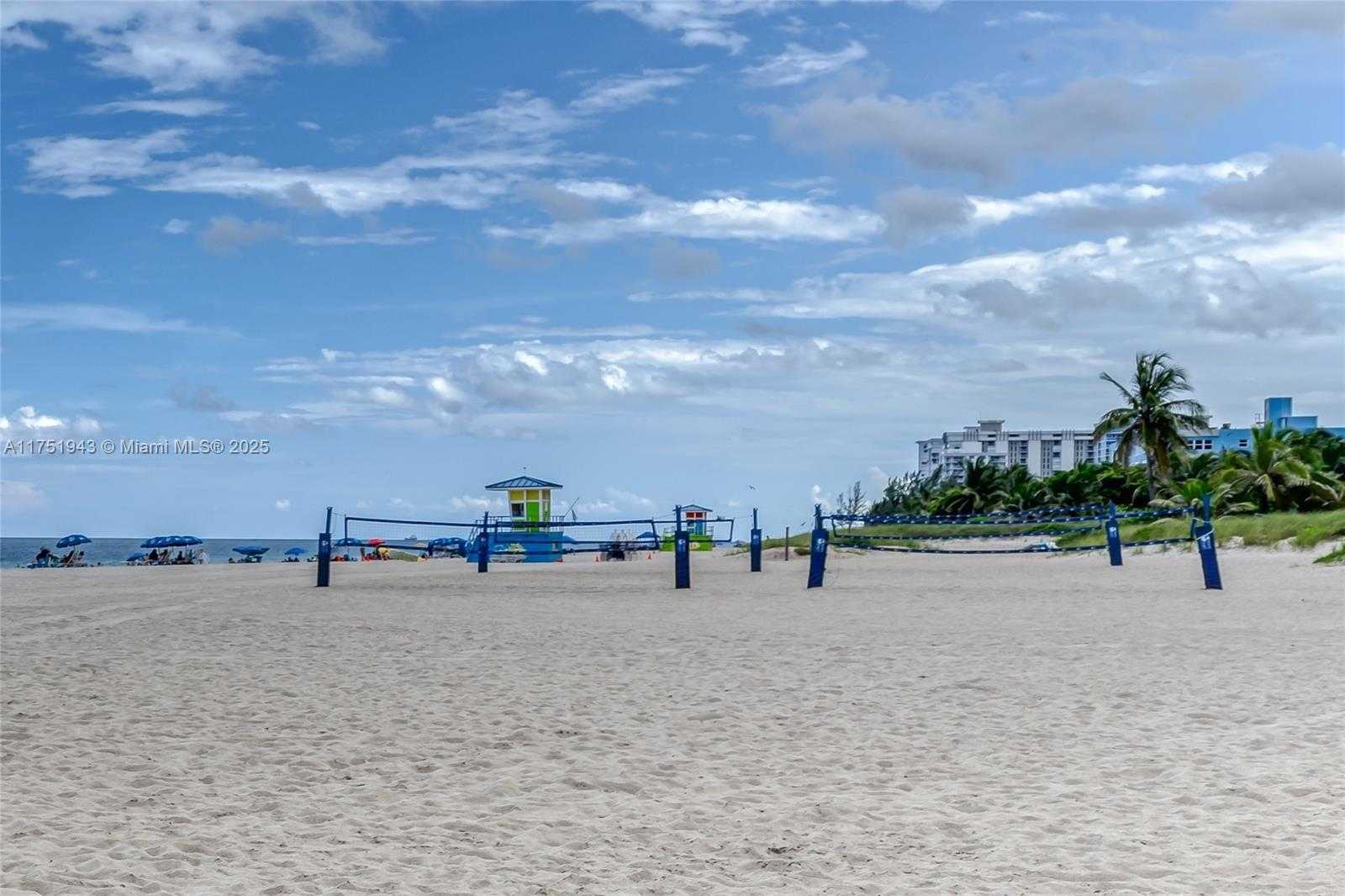 Small Image of 3261 OLEANDER WAY, Lauderdale By The Sea Number 54
