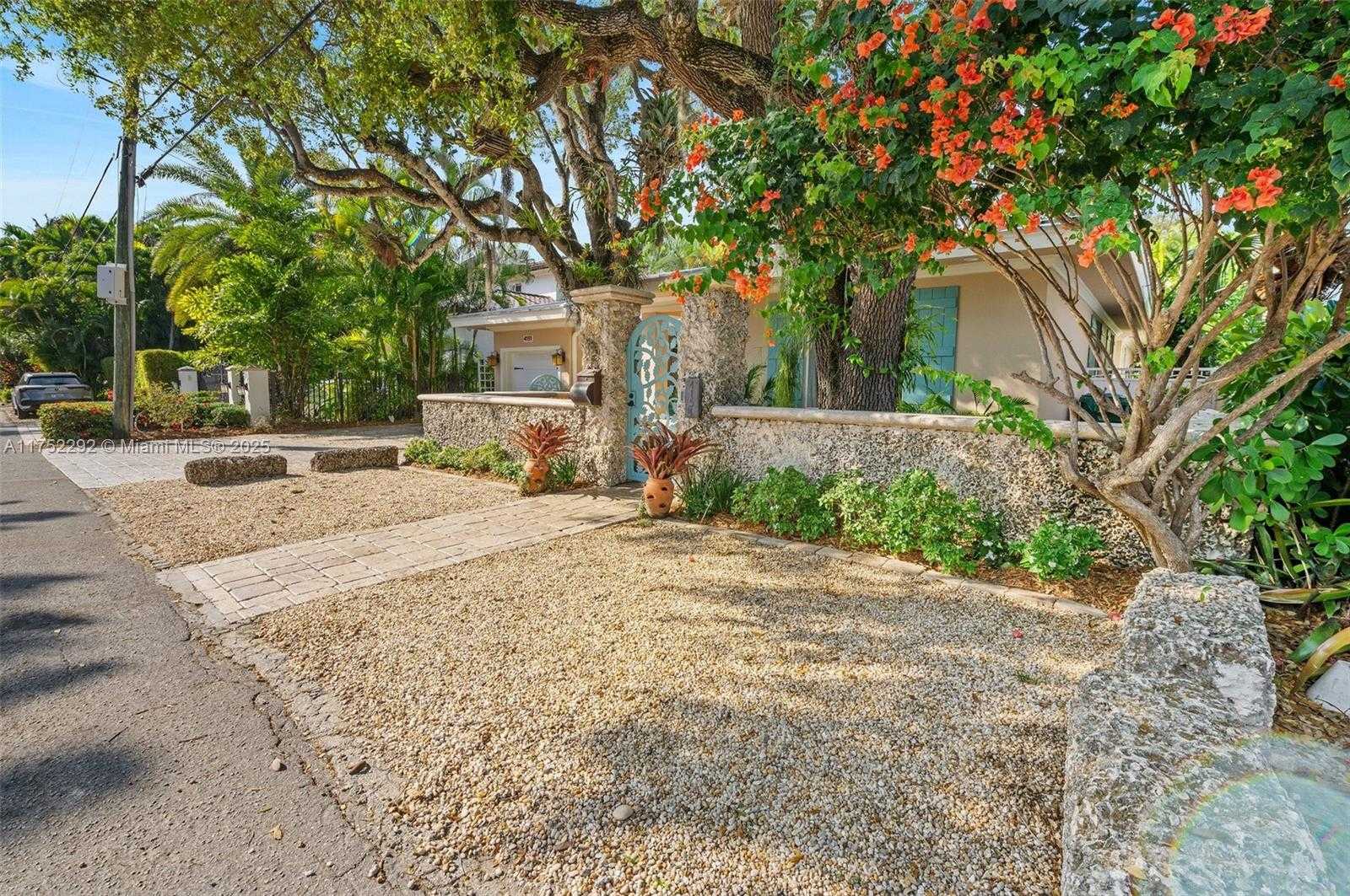 Small Image of 4151 PARK AVE, Coconut Grove Number 10