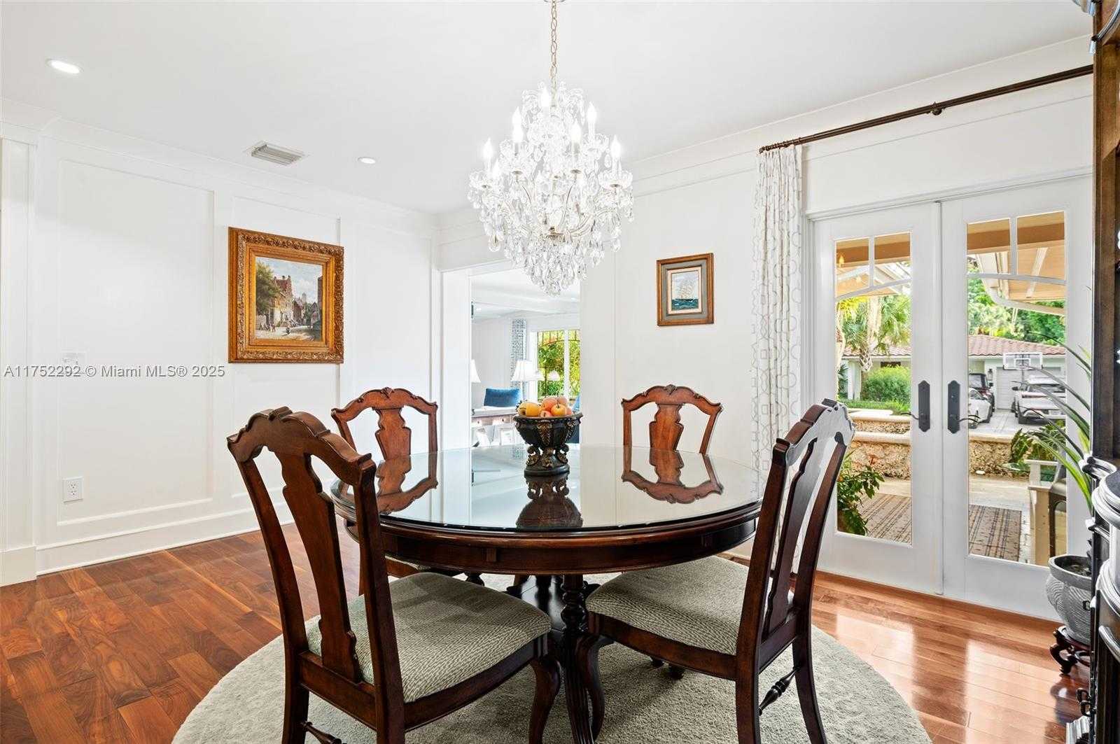Small Image of 4151 PARK AVE, Coconut Grove Number 14