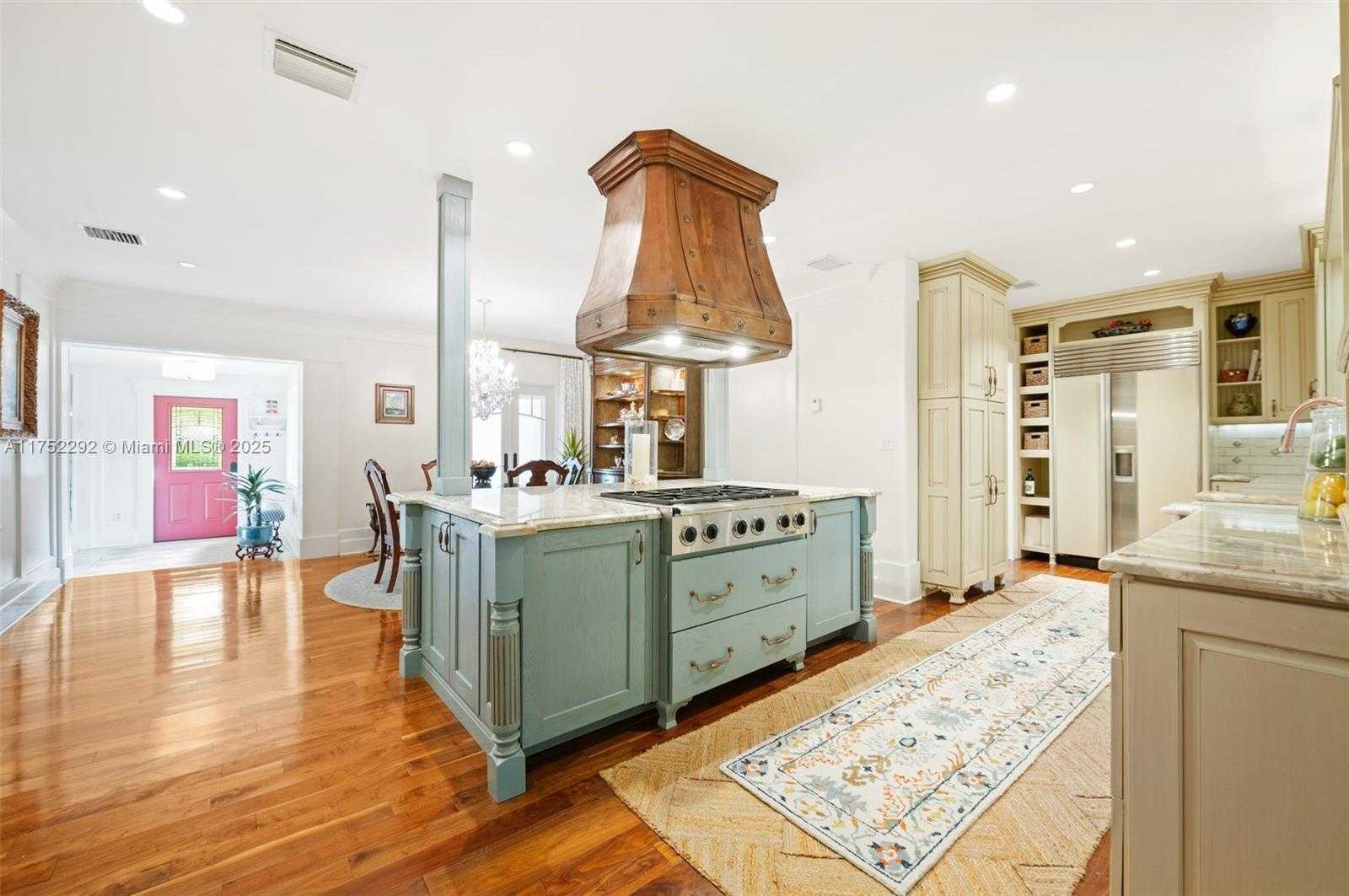 Small Image of 4151 PARK AVE, Coconut Grove Number 16
