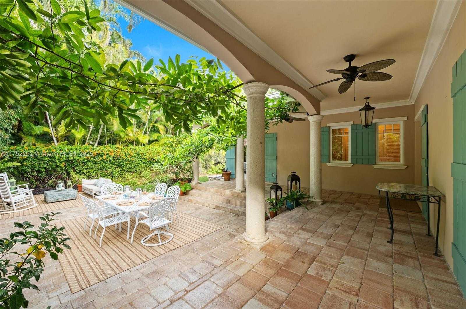 Small Image of 4151 PARK AVE, Coconut Grove Number 29