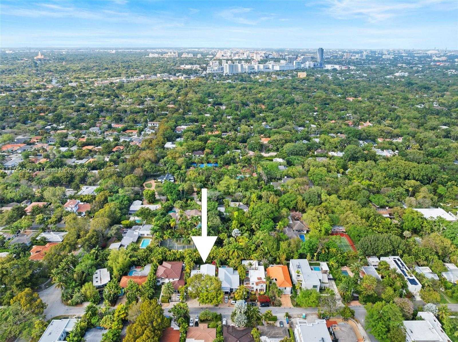 Small Image of 4151 PARK AVE, Coconut Grove Number 38
