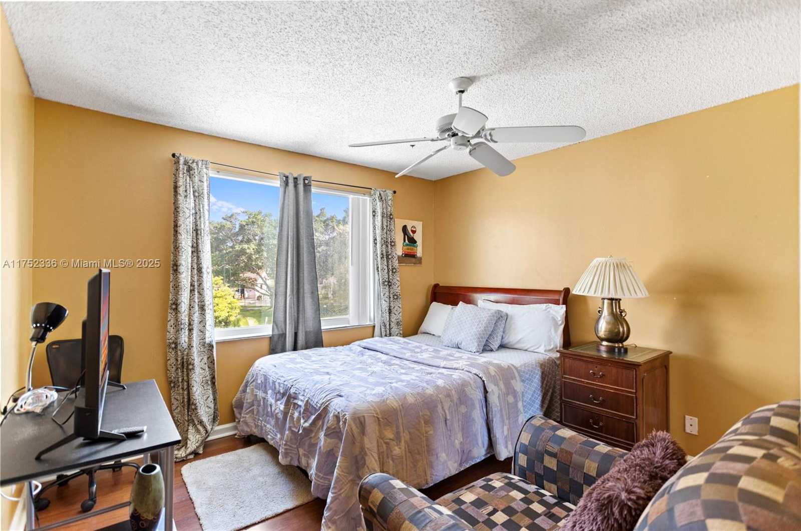 Small Image of 1071 SOUTH WEST 101ST TER, Pembroke Pines Number 25