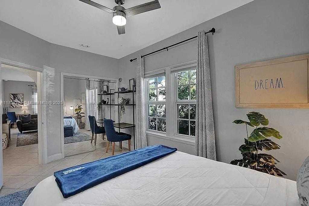 Small Image of 8900 HARDING AVE, Surfside Number 17