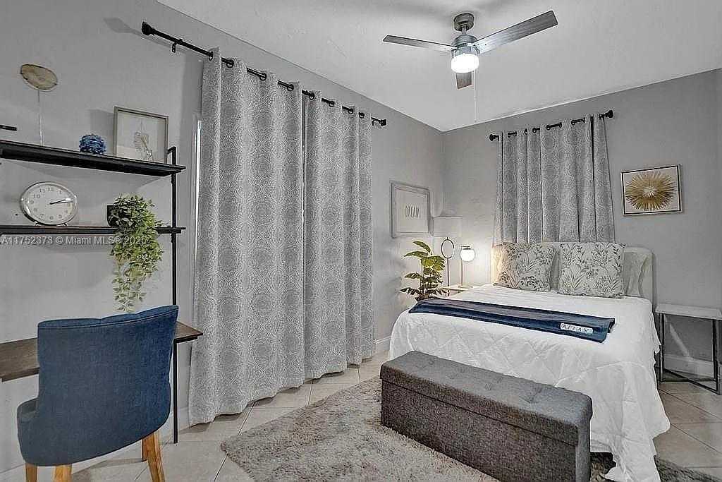 Small Image of 8900 HARDING AVE, Surfside Number 18