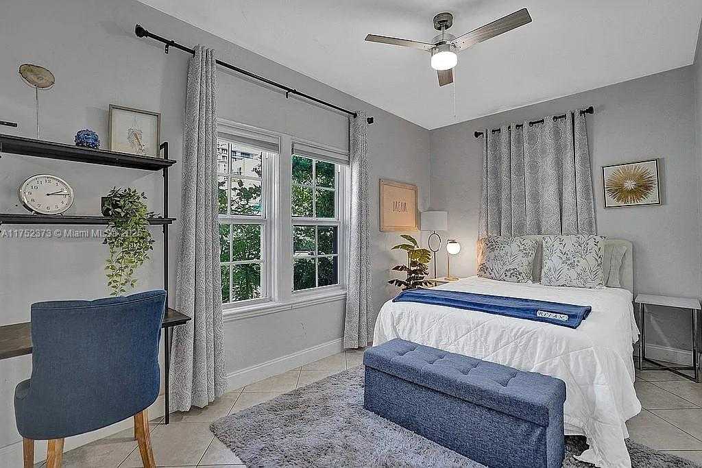 Small Image of 8900 HARDING AVE, Surfside Number 21