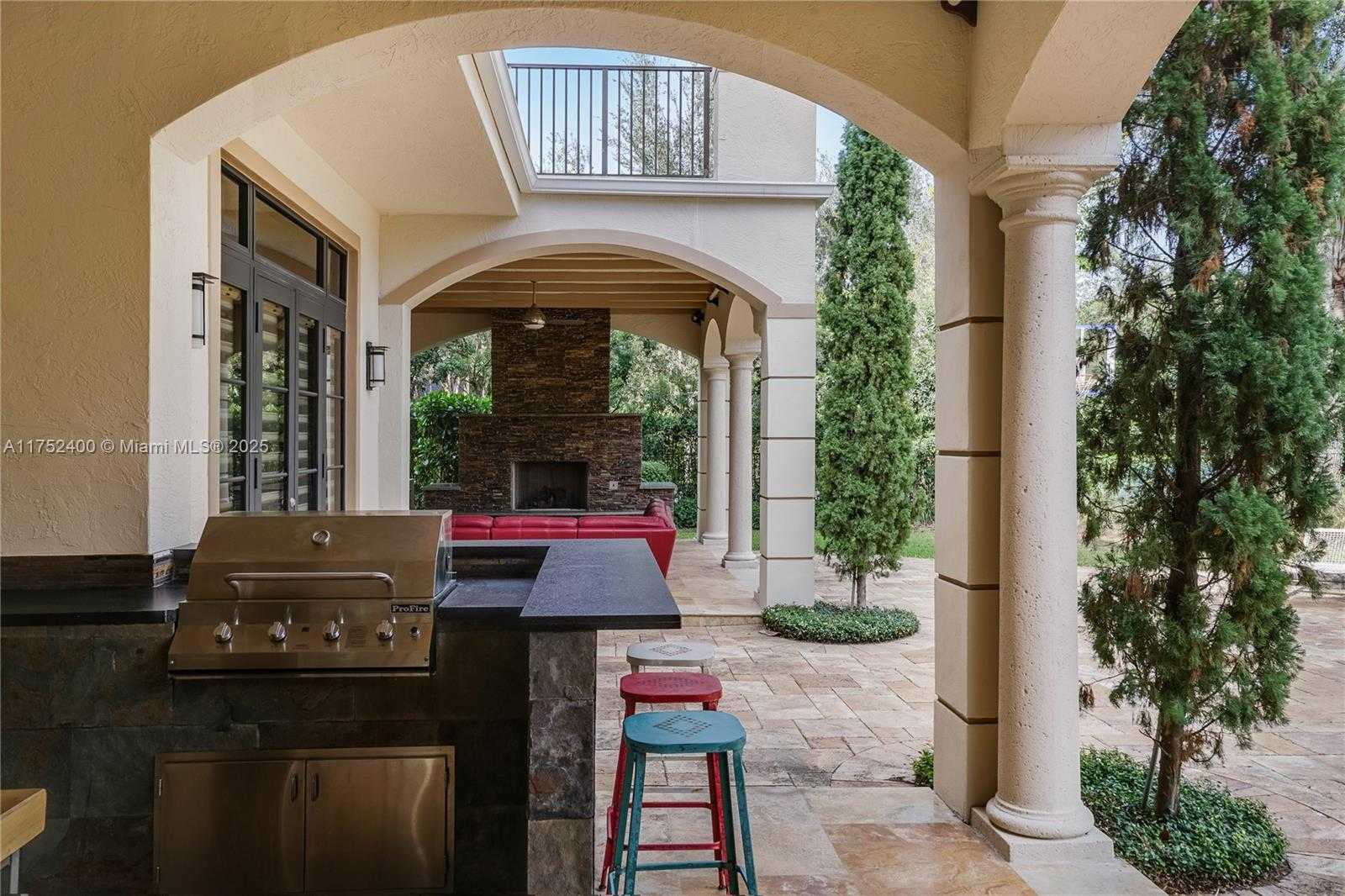 Small Image of 9601 SOUTH WEST 60TH CT, Pinecrest Number 6