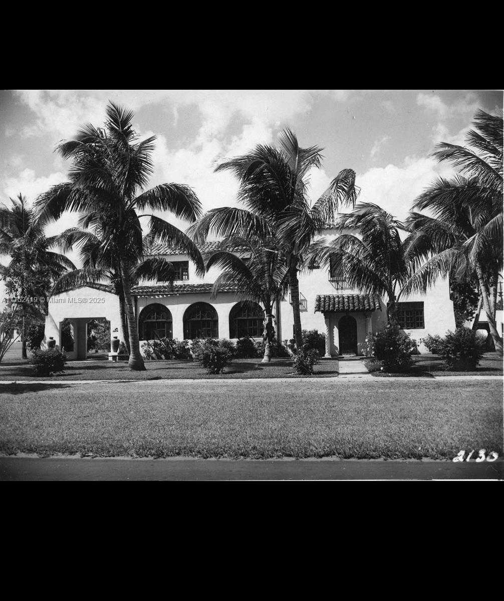 Small Image of 1624 GRANADA BLVD, Coral Gables Number 2