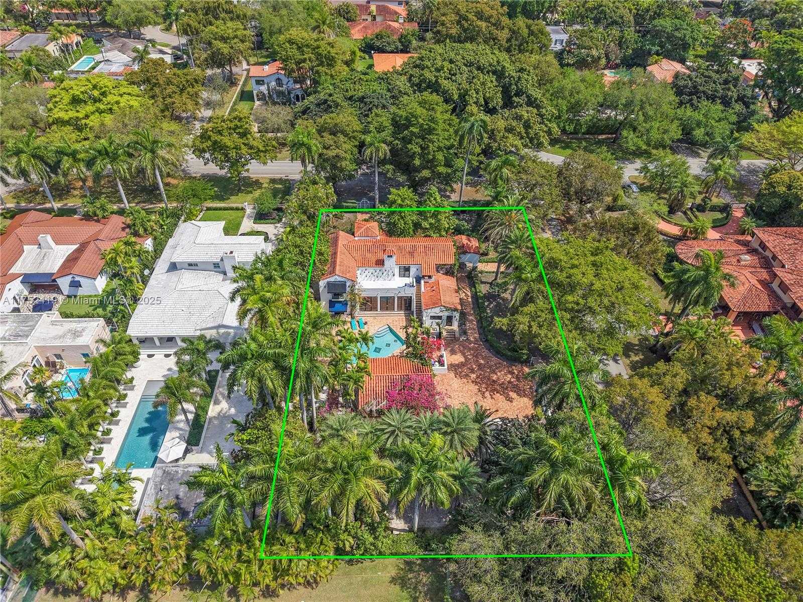 Small Image of 1624 GRANADA BLVD, Coral Gables Number 39