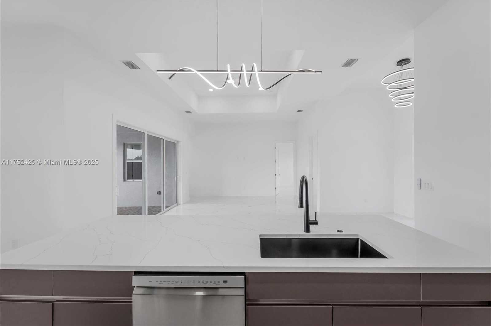 Small Image of 2721 NORTH WEST 41ST AVE, Cape Coral Number 10