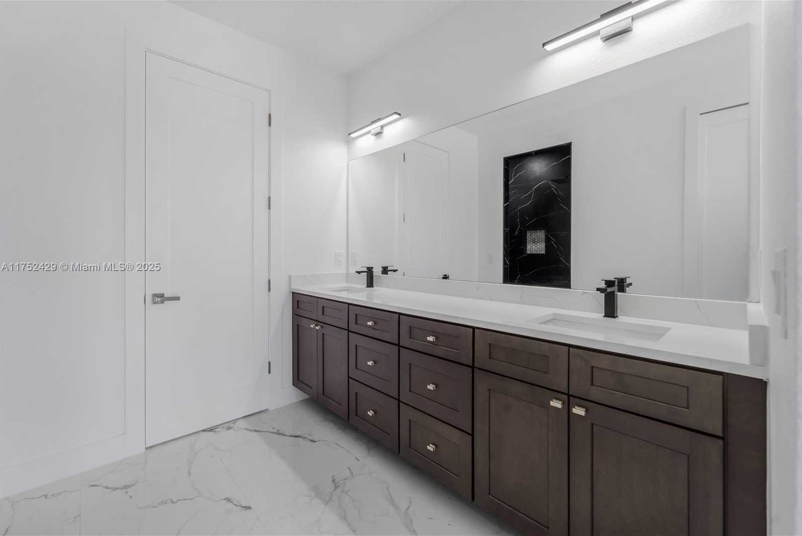 Small Image of 2721 NORTH WEST 41ST AVE, Cape Coral Number 18
