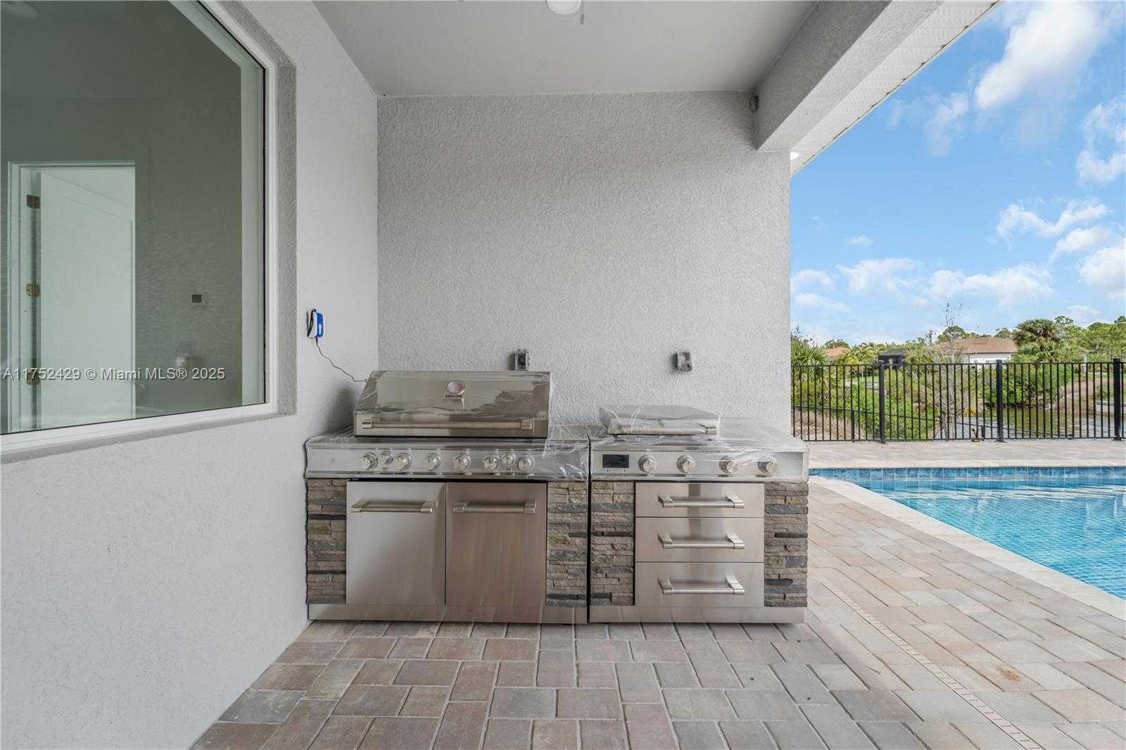 Small Image of 2721 NORTH WEST 41ST AVE, Cape Coral Number 30