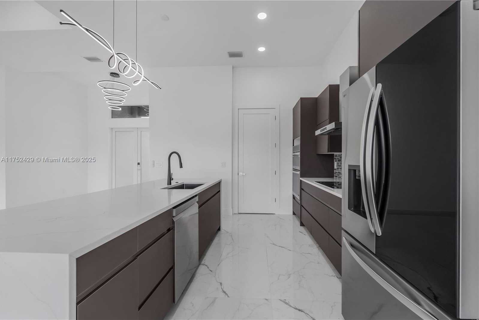 Small Image of 2721 NORTH WEST 41ST AVE, Cape Coral Number 6