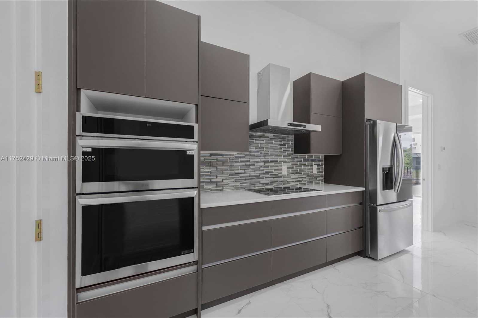 Small Image of 2721 NORTH WEST 41ST AVE, Cape Coral Number 8
