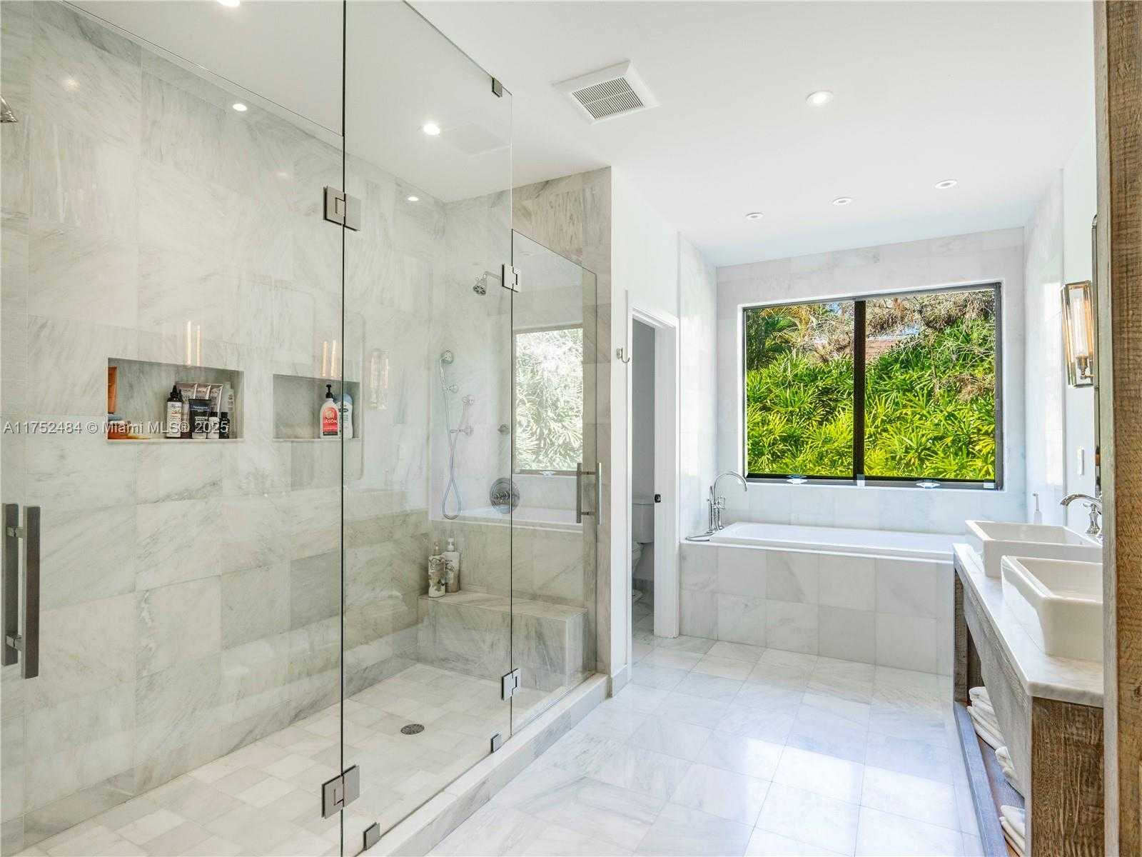 Small Image of 317 BAYBERRY DR, Plantation Number 11
