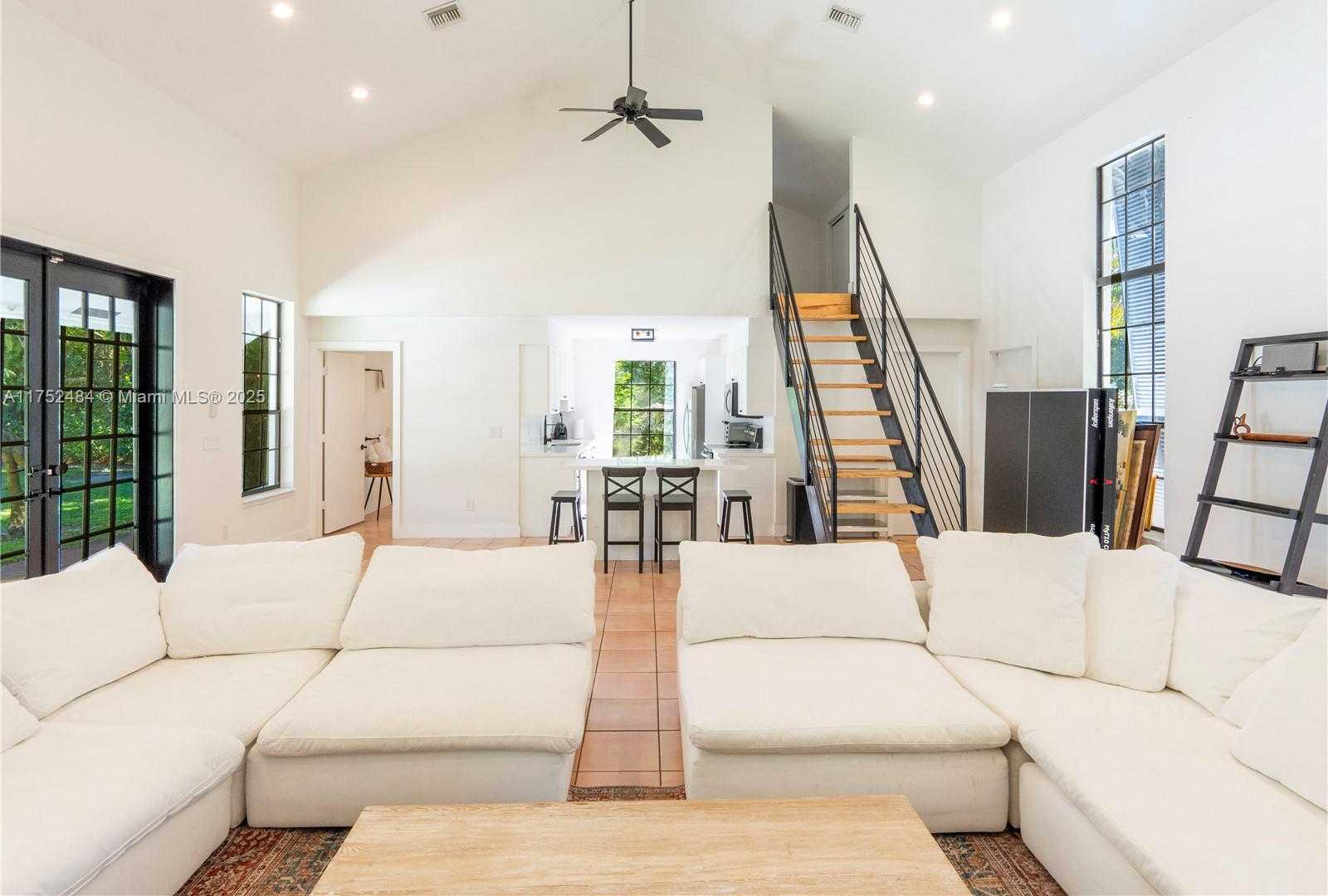 Small Image of 317 BAYBERRY DR, Plantation Number 14