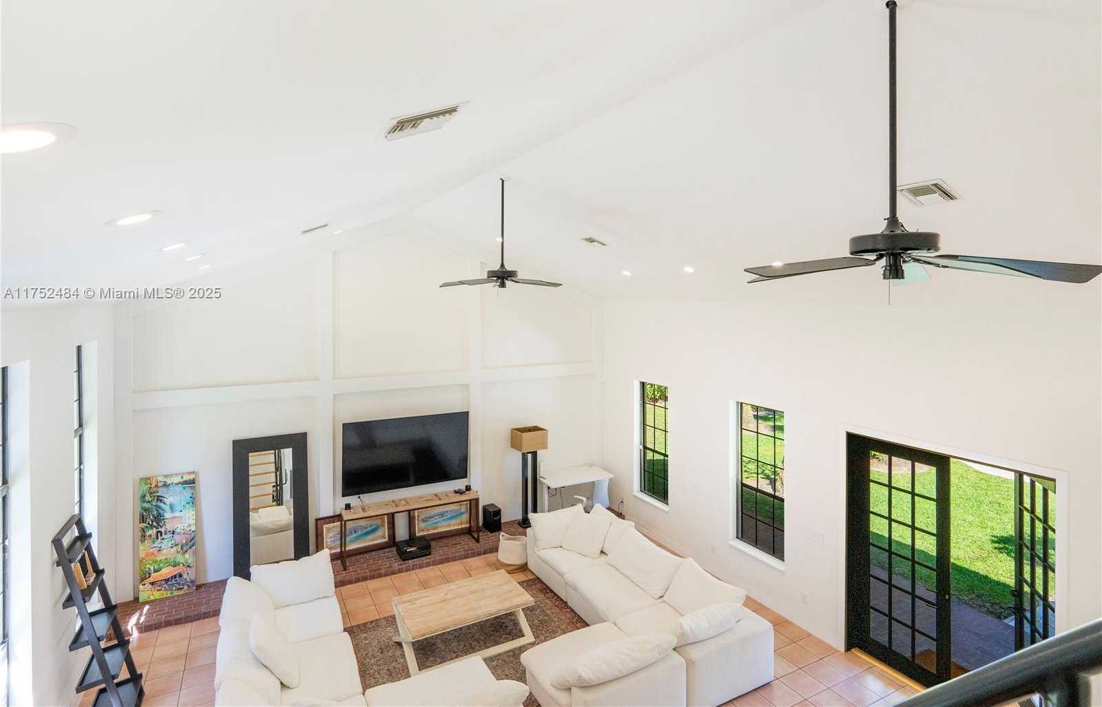 Small Image of 317 BAYBERRY DR, Plantation Number 16