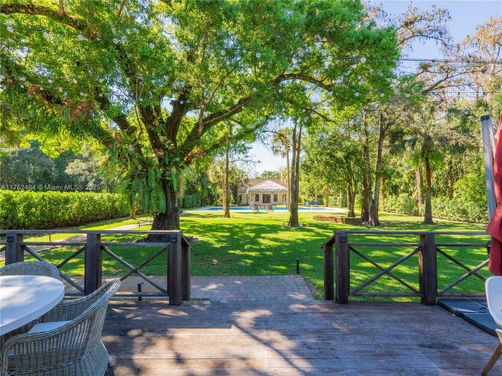 Small Image of 317 BAYBERRY DR, Plantation Number 7