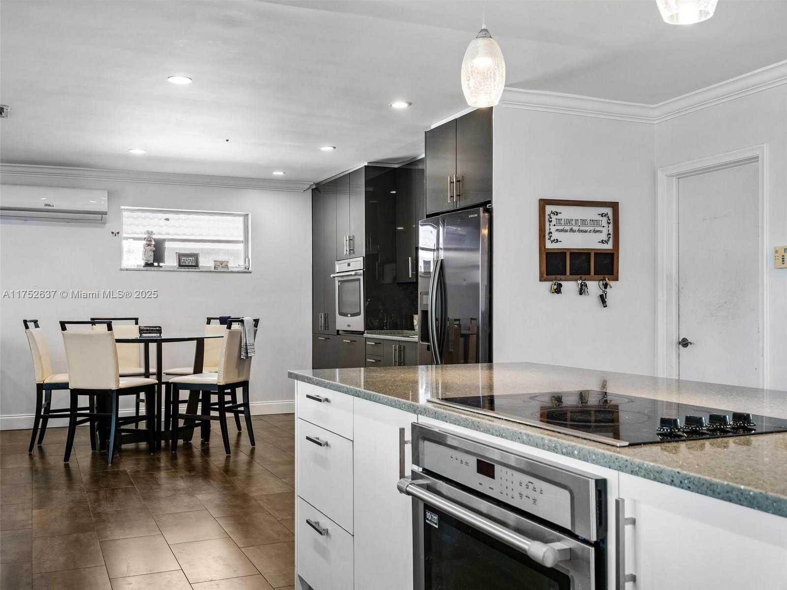 Small Image of 3610 NORTH 53RD AVE, Hollywood Number 12