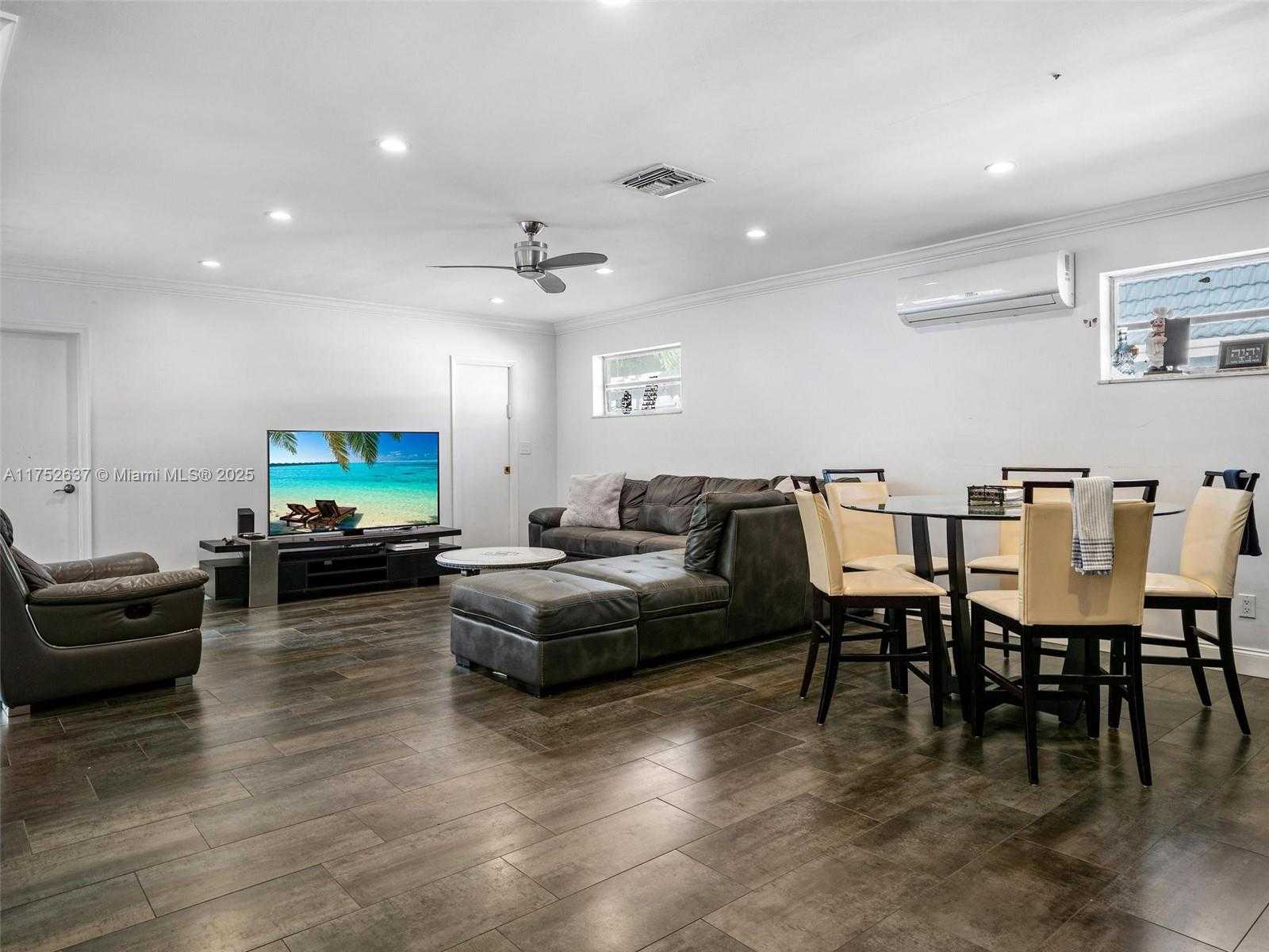Small Image of 3610 NORTH 53RD AVE, Hollywood Number 13
