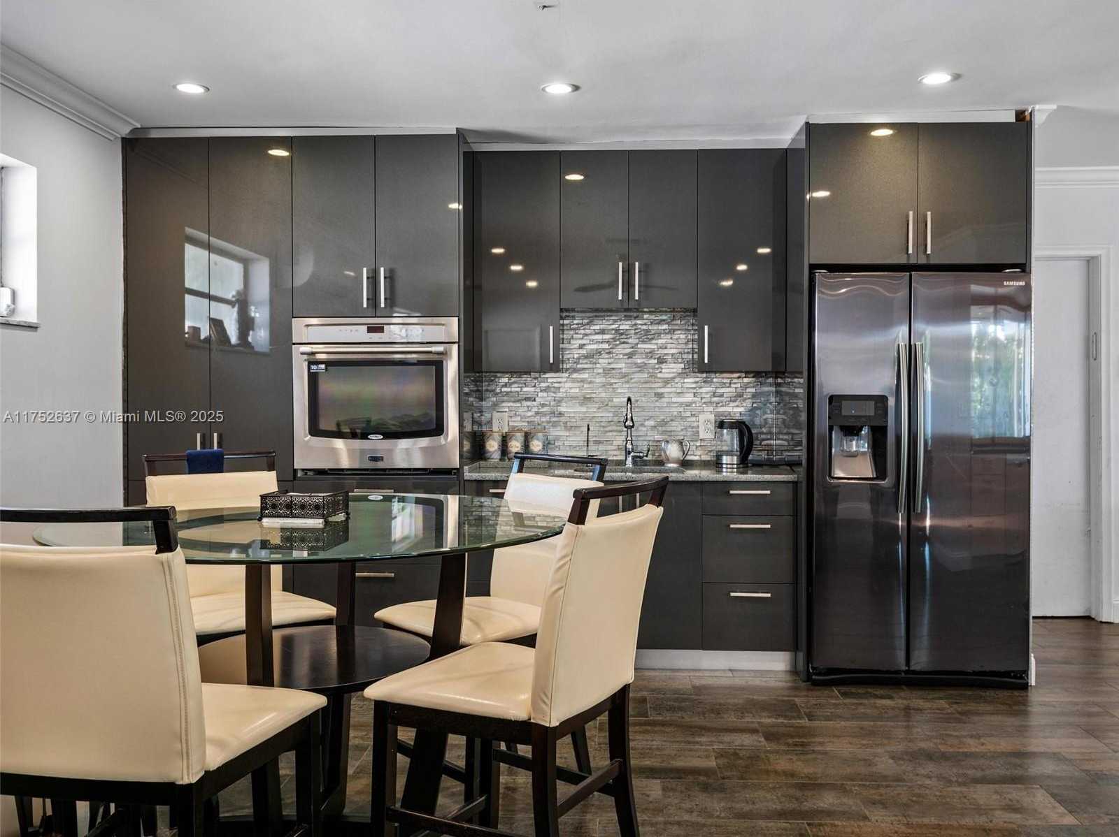 Small Image of 3610 NORTH 53RD AVE, Hollywood Number 18