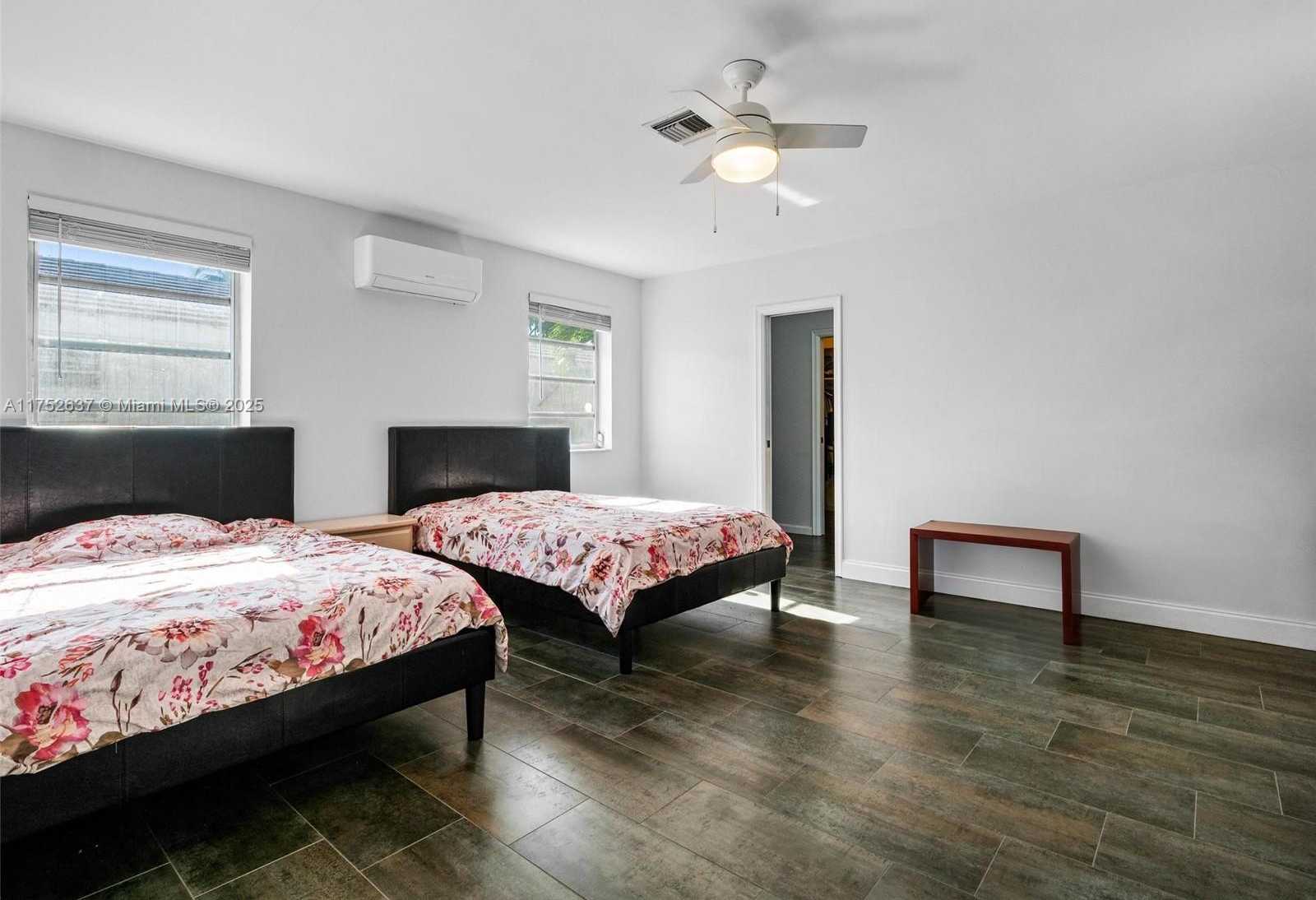 Small Image of 3610 NORTH 53RD AVE, Hollywood Number 25