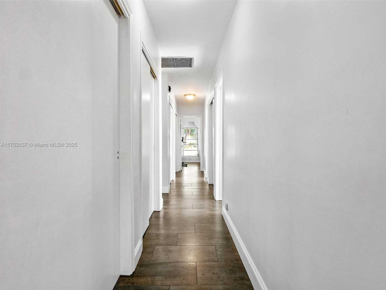 Small Image of 3610 NORTH 53RD AVE, Hollywood Number 33